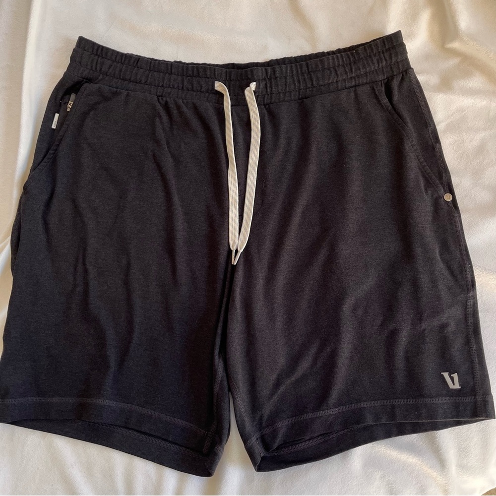 Vuori Men's Ponto Black Heather Athletic Shorts Size Large